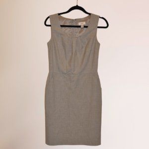 ANN TAYLOR LOFT-SHEATH DRESS-LIGHT GRAY-SIZE 4